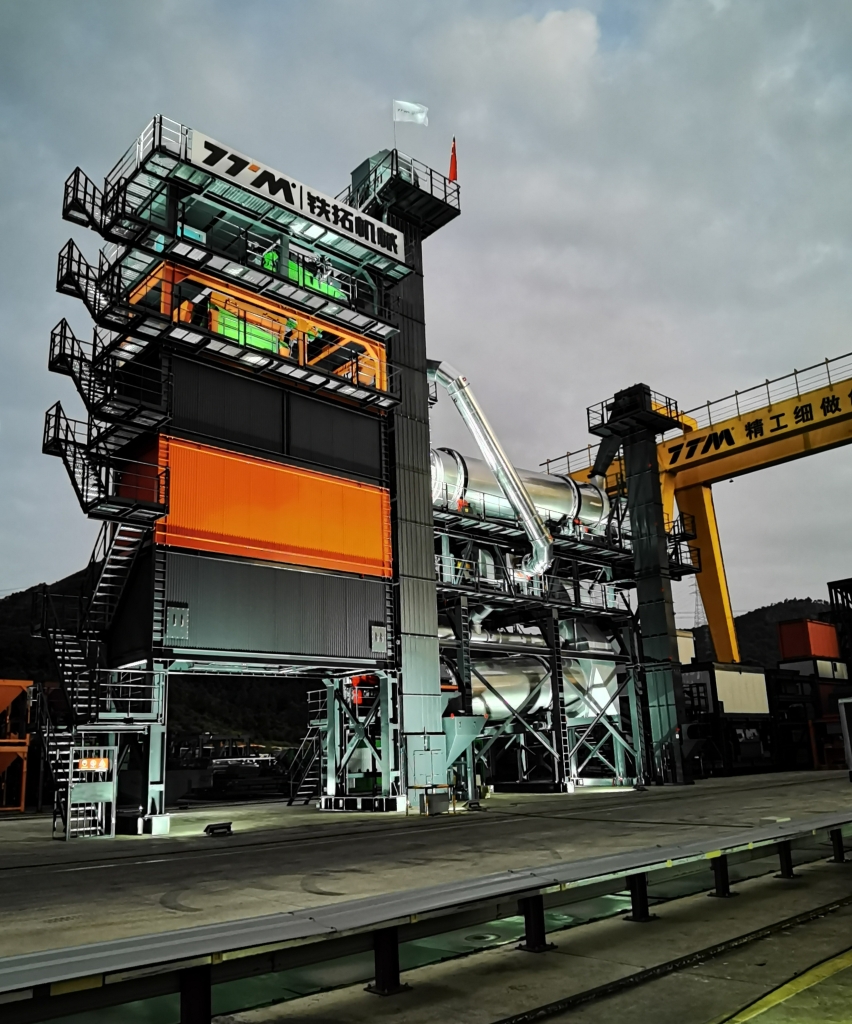bauma CHINA 2020前夕，鐵拓機械泉州設備展區喜迎首批嘉賓莅臨